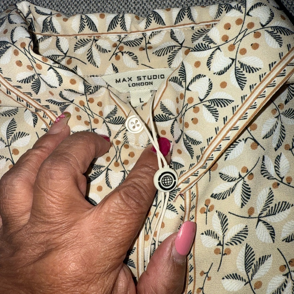 Max Studio Cream and Black Leaf Print Top